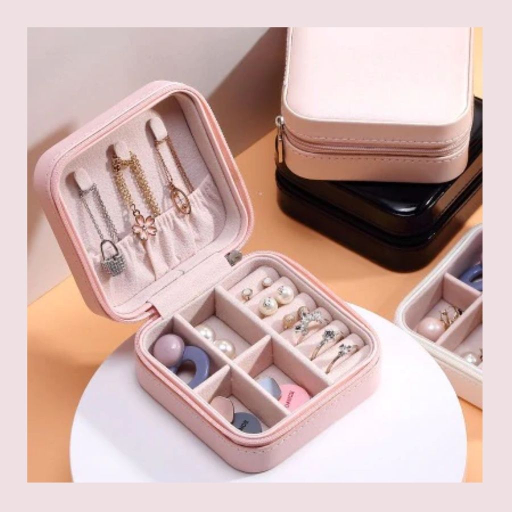 Order this portable small travel Jewelry case keeps your daily wear jewelry neatly organized and can be placed in handbag or luggage; great for overnight stays, weekends away, business trip, holiday, attending activities etc.