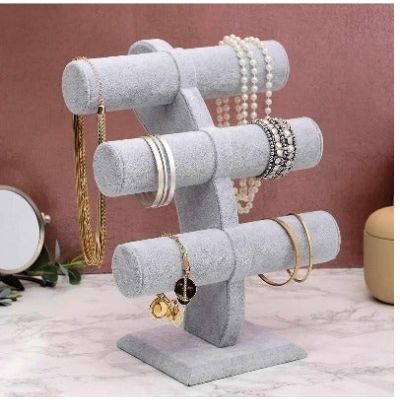  Yoimori Necklace Organizer, 3-Tier Necklace Holder Jewelry  Organizer Stand with Velvet, Wood Necklace Jewelry Display Stand, Necklace  Display Stands for Selling 72 Necklaces Bracelets (White) : Clothing, Shoes  & Jewelry